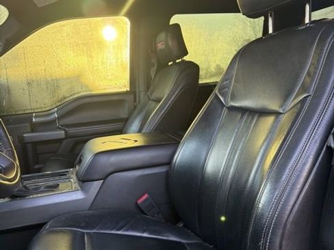 Used 2019 Ford F150 XLT w/ Equipment Group 302A Luxury image 8