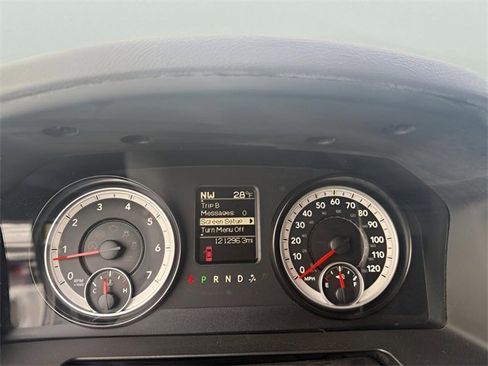 Used 2014 RAM 1500 Express image 9