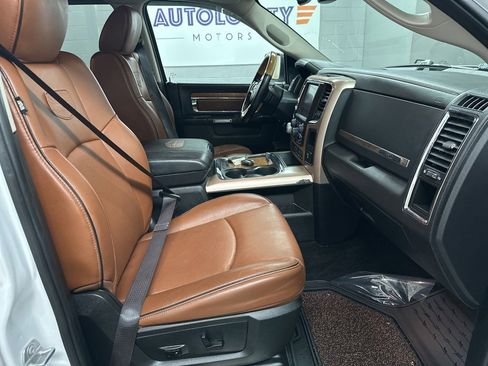 Used 2017 RAM 1500 Laramie Longhorn w/ Convenience Group image 19