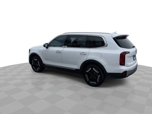 Used 2023 Kia Telluride S w/ S Sunroof Package image 6