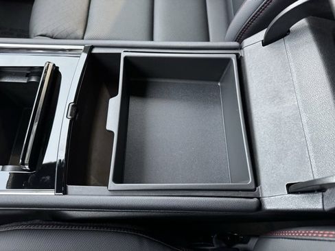 New 2026 Chevrolet Traverse RS image 18