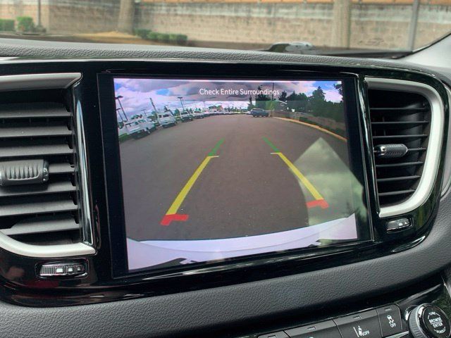 Used 2025 Chrysler Pacifica Select FWD image 19