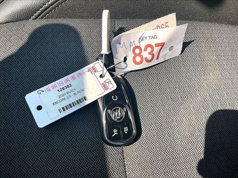 Used 2020 Buick Encore GX Select FWD image 12