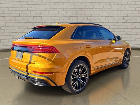 Used 2020 Audi Q8 Prestige w/ Prestige Package image 5