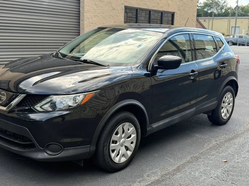 Used 2018 Nissan Rogue Sport S AWD/4WD image 41