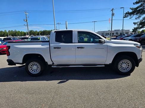 Used 2024 Chevrolet Colorado W/T w/ WT Convenience Package RWD image 6