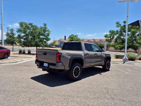 Certified 2026 Toyota Tacoma TRD Off-Road w/ TRD Off Road Premium Package AWD/4WD image 5