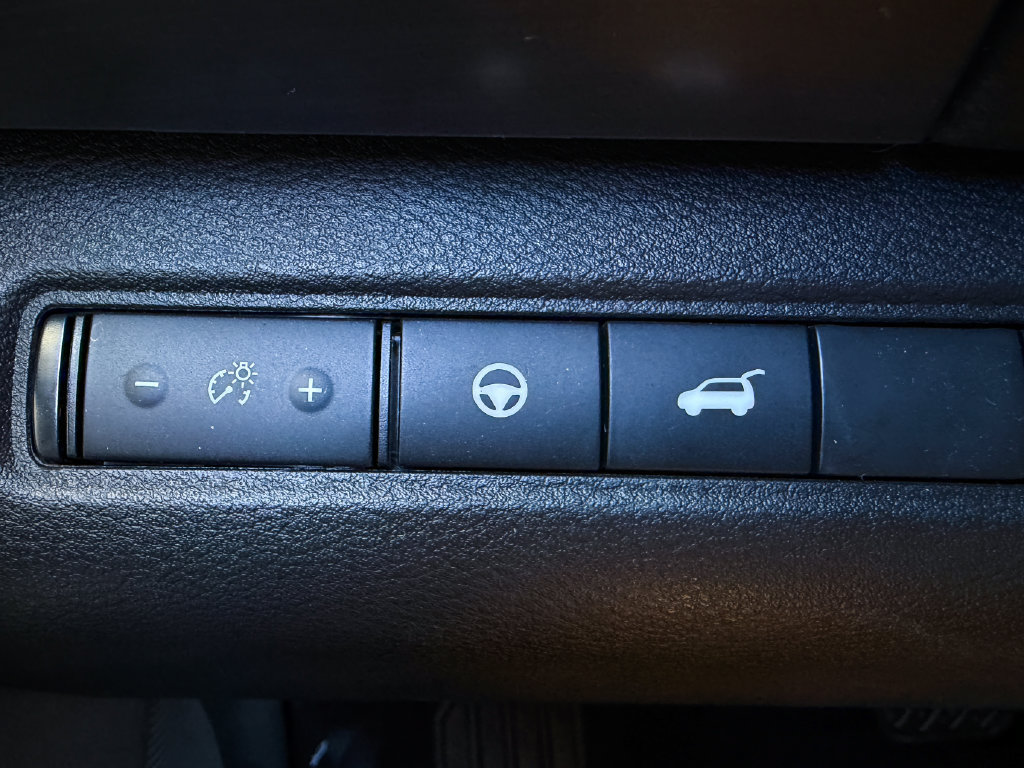 Used 2024 Nissan Pathfinder SL FWD image 14