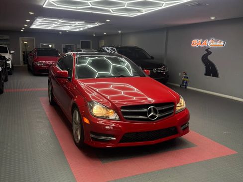 Used 2015 Mercedes-Benz C 250 Coupe image 1