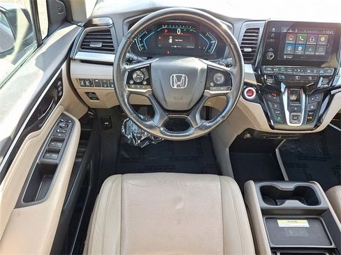 Certified 2018 Honda Odyssey Elite image 12