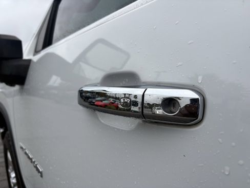 Used 2020 Chevrolet Silverado 2500 LTZ w/ LTZ Premium Package image 9