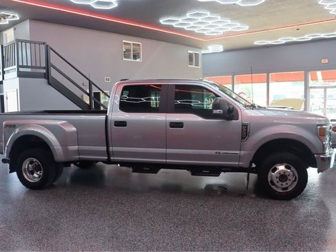 Used 2022 Ford F350 XL w/ STX Appearance Package AWD/4WD image 6