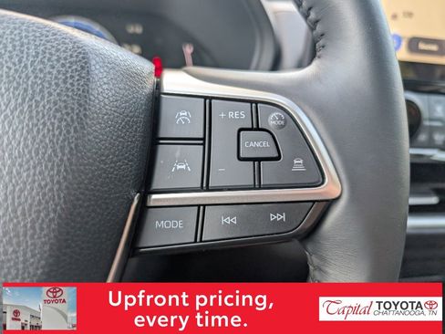 Certified 2026 Toyota Grand Highlander XLE image 19