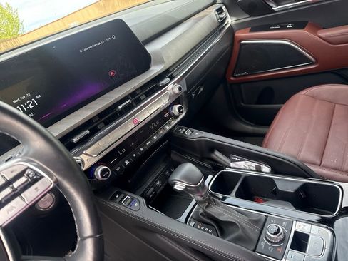 Used 2024 Kia Telluride SX Prestige AWD/4WD image 15