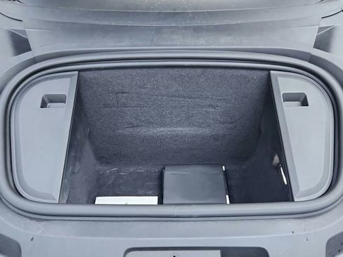 Used 2020 Porsche Taycan Turbo image 13