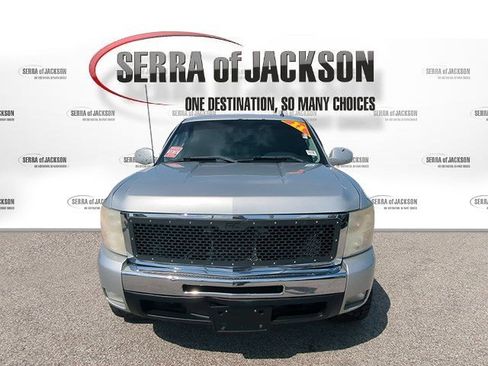 Used 2011 Chevrolet Silverado 1500 LT w/ All-Star Edition AWD/4WD image 3