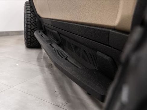 Used 2025 GMC Hummer EV 3X w/ LPO, Dark Essentials Package AWD/4WD image 14