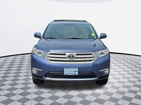 Used 2012 Toyota Highlander Limited w/ Tow Pkg AWD/4WD image 9