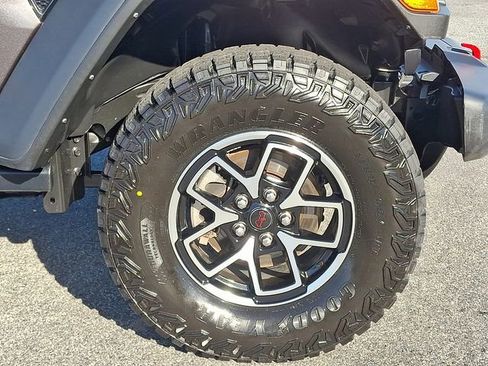 Used 2024 Jeep Wrangler Unlimited Rubicon image 8