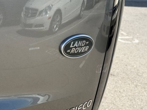 Used 2023 Land Rover Range Rover SE AWD/4WD image 15