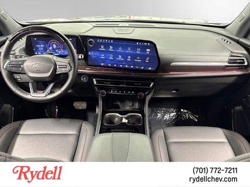 Used 2024 Chevrolet Traverse Z71 w/ Enhanced Driving Package AWD/4WD image 12