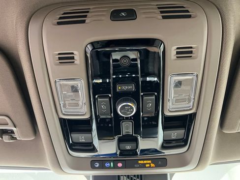 New 2026 GMC Yukon Denali w/ Advanced Technology Package AWD/4WD image 24