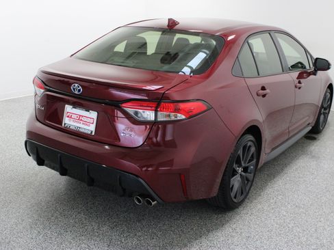 Used 2025 Toyota Corolla SE FWD image 7