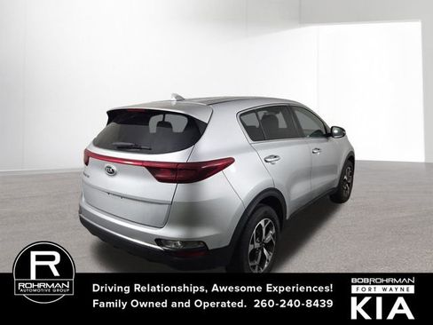 Certified 2021 Kia Sportage LX w/ LX AWD Popular Package image 6