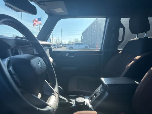 Used 2022 Ford Bronco Outer Banks image 29