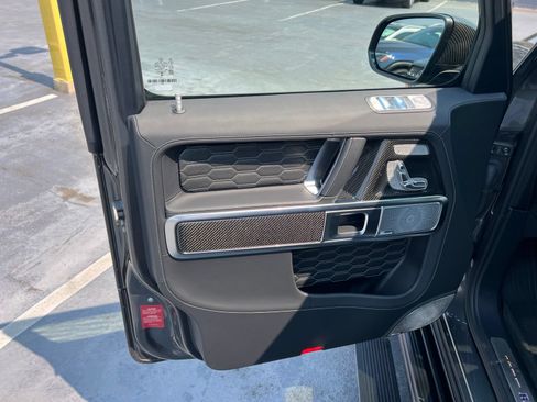 Used 2025 Mercedes-Benz G 63 AMG 4MATIC image 12