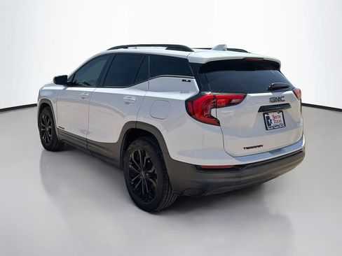 Used 2020 GMC Terrain SLE w/ Elevation Edition FWD image 5