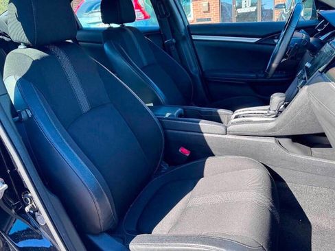 Used 2019 Honda Civic Sport image 17