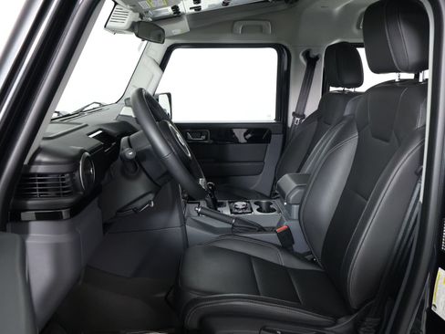 Used 2025 INEOS Grenadier Station Wagon AWD/4WD image 29