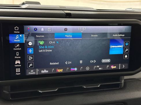 New 2026 Jeep Gladiator Sport image 32