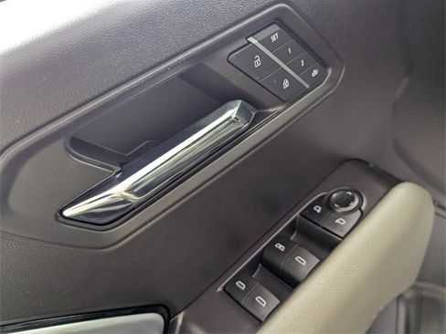 Used 2023 Chevrolet Colorado ZR2 w/ ZR2 Convenience Package III image 14