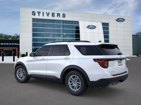 New 2026 Ford Explorer Active w/ Active Comfort Package image 5