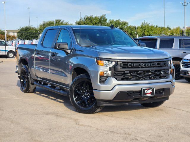 Used 2026 Chevrolet Silverado 1500 Custom w/ Turbomax Blackout Package RWD image 2