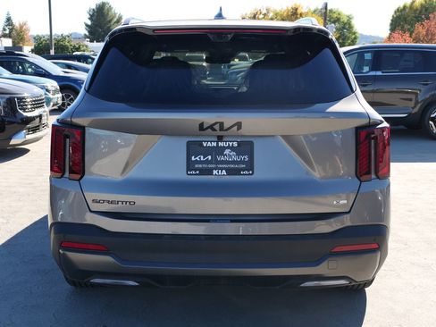 New 2026 Kia Sorento SX Prestige image 3