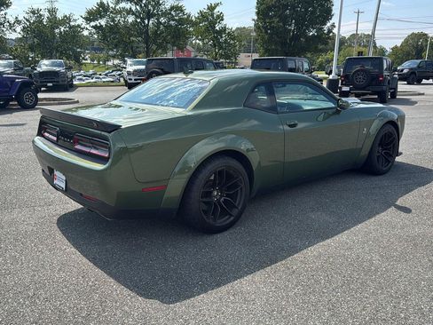 Used 2022 Dodge Challenger R/T Scat Pack RWD image 6