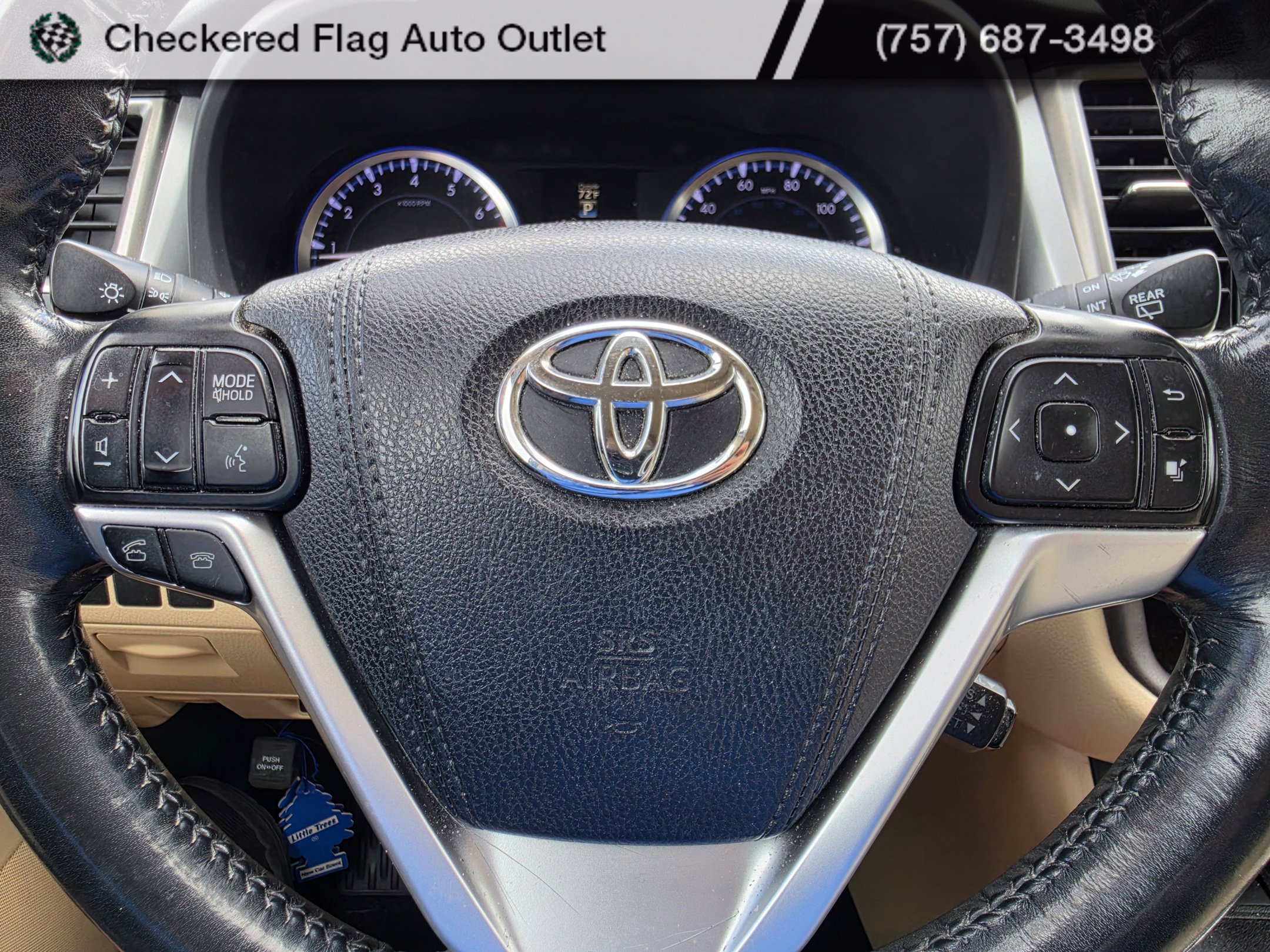 Used 2015 Toyota Highlander XLE AWD/4WD image 14