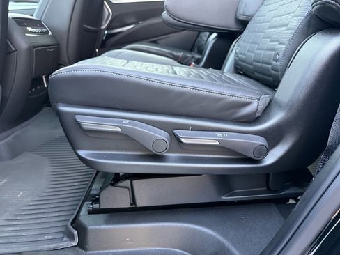 Used 2026 Cadillac Escalade Platinum Sport w/ LPO, Floor Liner Package image 35