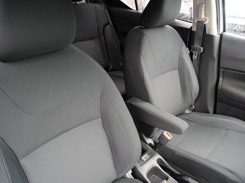 Used 2023 Nissan Kicks S FWD image 19