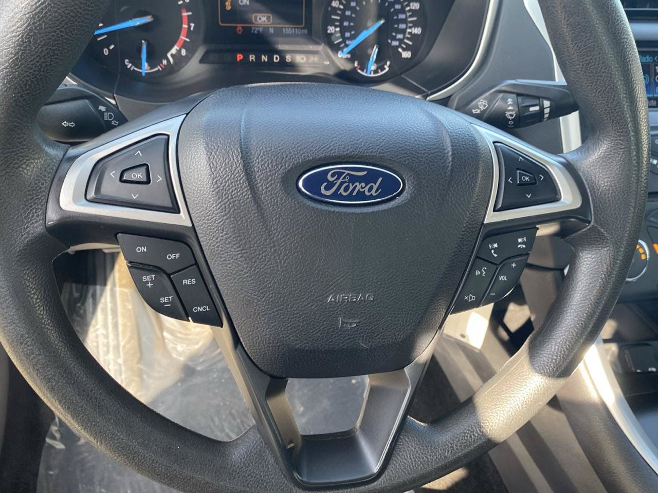 Used 2014 Ford Fusion SE FWD image 18