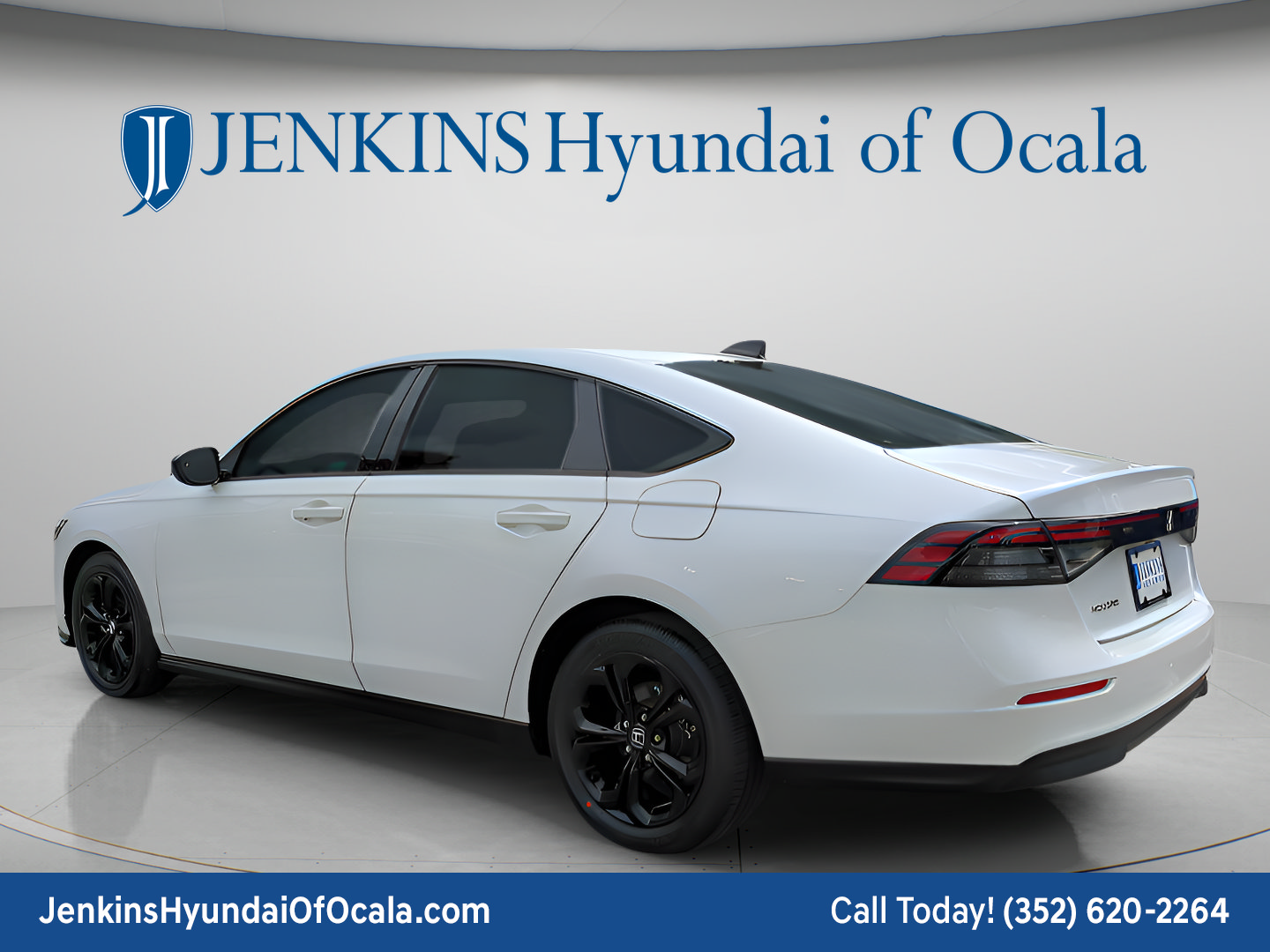 Used 2025 Honda Accord SE image 5