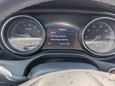 Used 2021 Buick Encore GX Essence AWD/4WD image 11