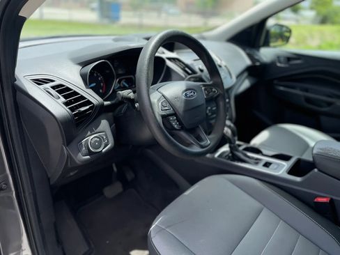 Used 2017 Ford Escape S FWD image 23