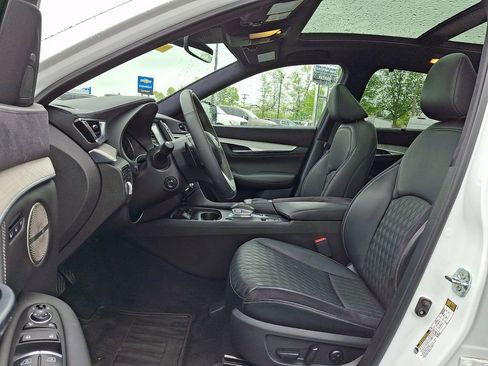 Used 2023 INFINITI QX50 Autograph AWD/4WD image 13