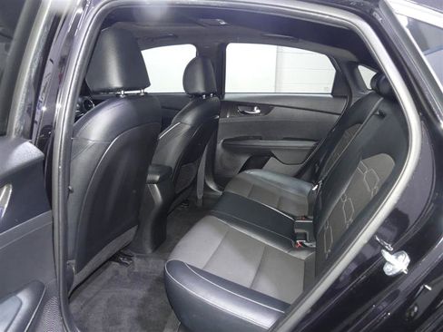 Used 2021 Kia Forte GT-Line w/ GT-Line Premium Package image 27