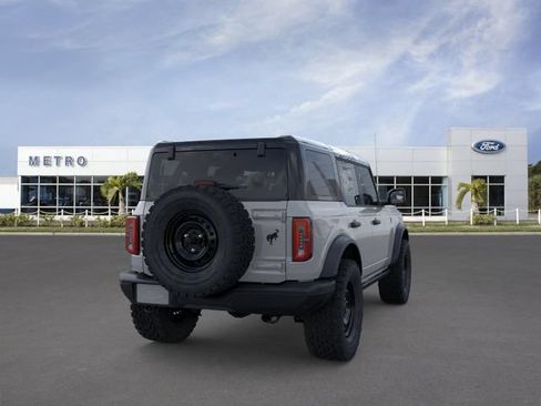 New 2026 Ford Bronco Badlands w/ Black Appearance Package AWD/4WD image 8