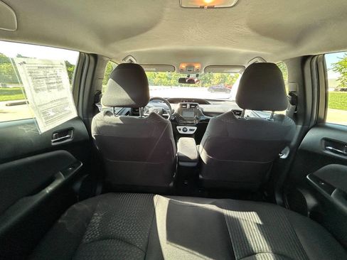 Used 2016 Toyota Prius Two image 13